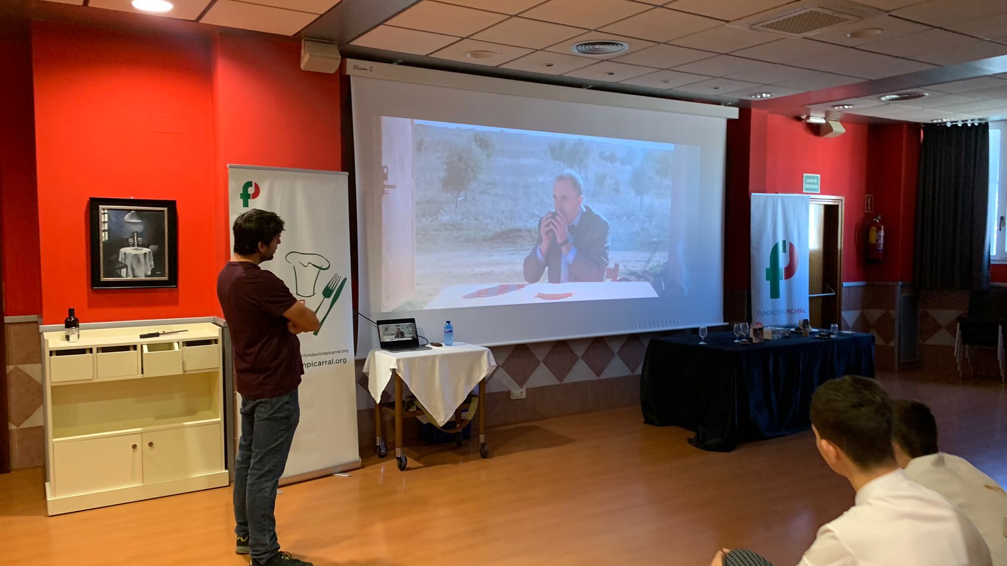 26bb9aac-2362-4d2e-a9bc-b20f1f54b115