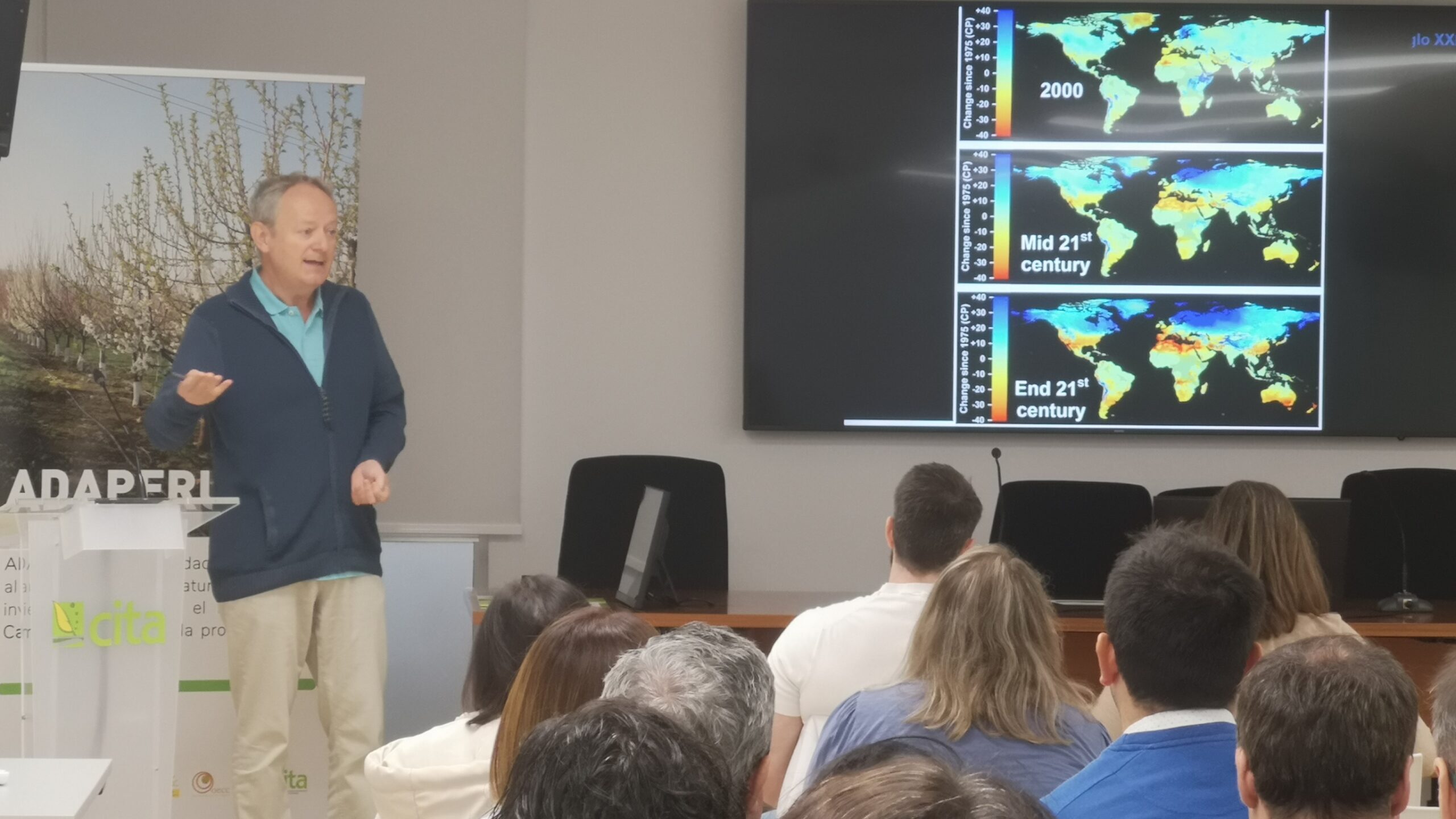 Javier Rodrigo, investigador del departamento de Ciencia Vegetal